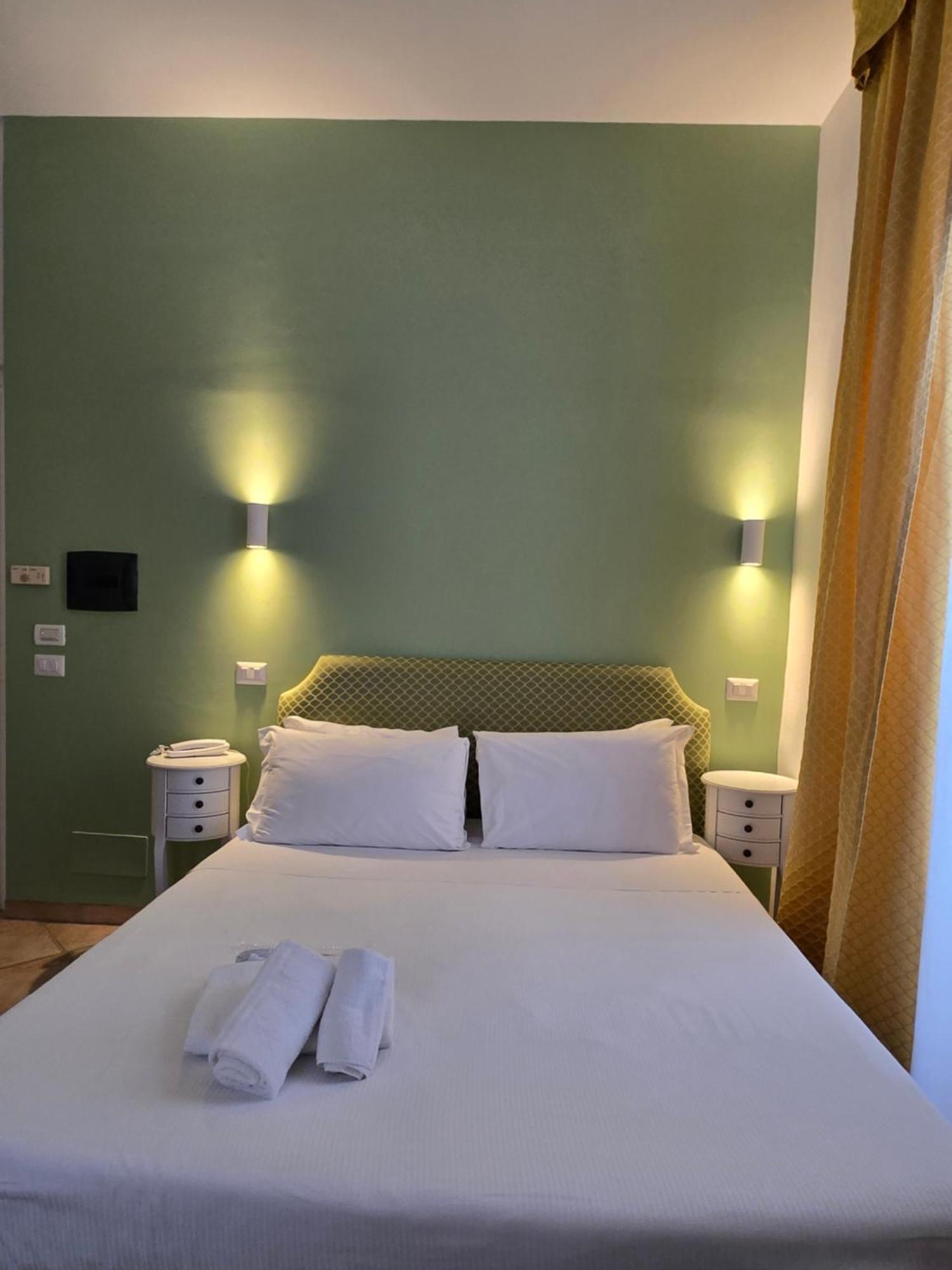 Sourire Hotel Rome Exterior photo